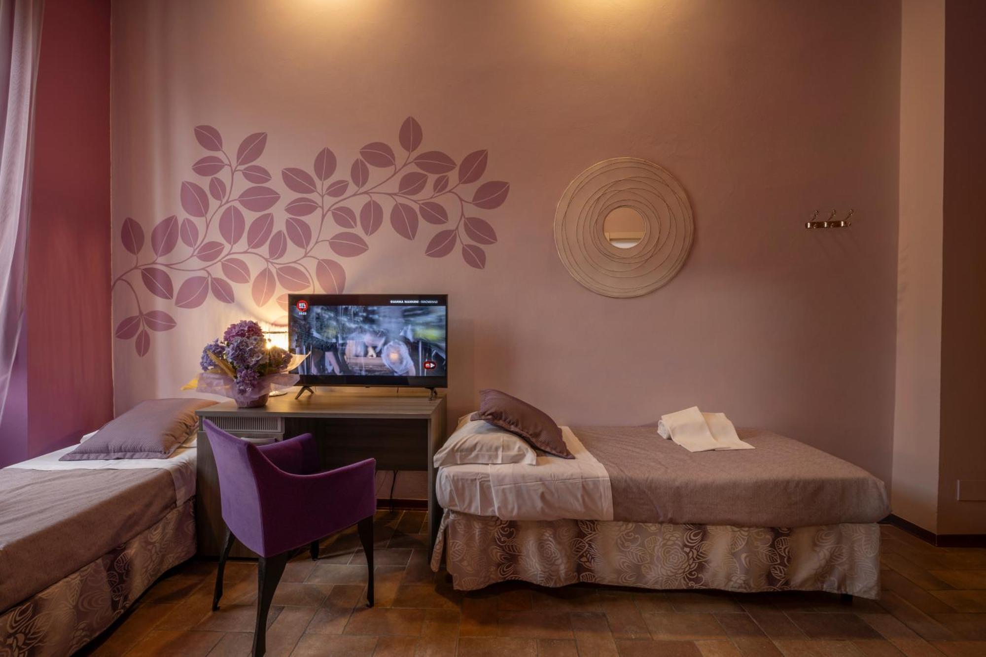 Hotel Palazzo Renieri - 3Stelle S Colle Val D'Elsa Luaran gambar