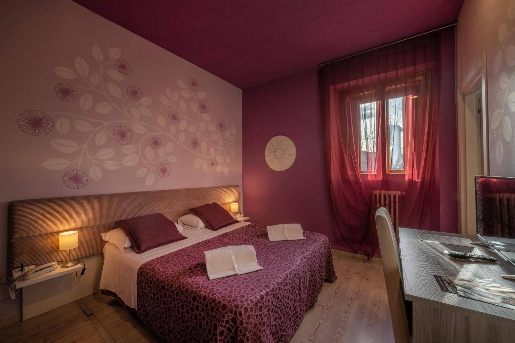Hotel Palazzo Renieri - 3Stelle S Colle Val D'Elsa Luaran gambar